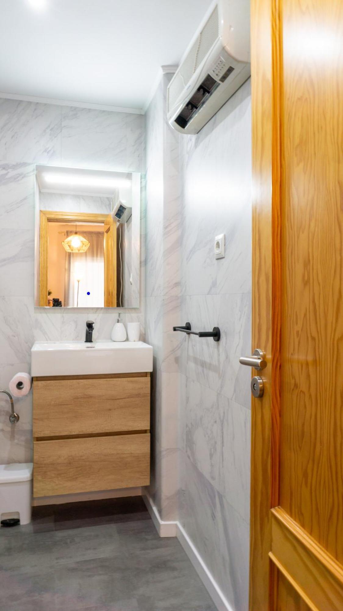Love Apartment Malaga Center المظهر الخارجي الصورة